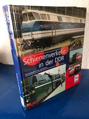 Seller image for Schienenverkehr in der DDR for sale by Bchersammelservice Steinecke
