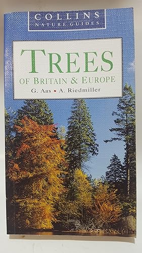 Immagine del venditore per Collins Nature Guides: Trees of Britain and Europe venduto da Cambridge Rare Books
