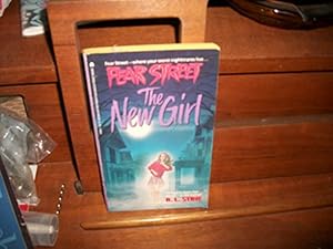 Seller image for The New Girl (Fear Street, No. 1) for sale by BuenaWave