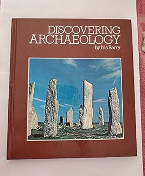 Bild des Verkufers fr Discovering archaeology zum Verkauf von WeBuyBooks