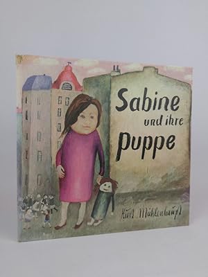 Sabine und ihre Puppe.