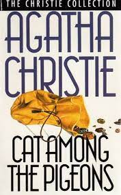 Imagen del vendedor de CAT AMONG THE PIGEONS Paperback Novel (Agatha Christie - Poirot - 1990) a la venta por Comics Monster