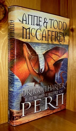 Imagen del vendedor de Dragon Harper: 17th in the 'Pern: Dragonriders Of Pern' series of books a la venta por bbs