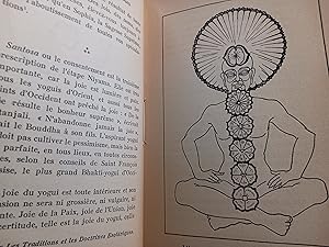 Image du vendeur pour THEORIE ET PRATIQUE DES YOGAS SELON L'ENSEIGNEMENT DES MAITRES DE L'INDE ET DU TIBET mis en vente par Librairie RAIMOND