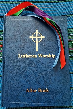 LUTHERAN WORSHIP: Altar Book