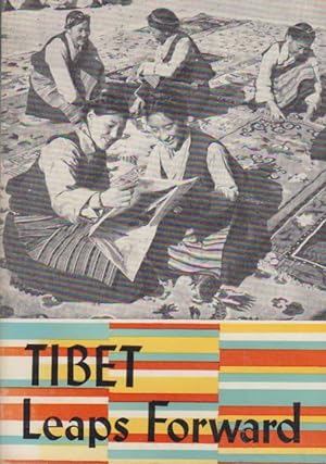 Bild des Verkufers fr Tibet Leaps Forward. zum Verkauf von Bcher bei den 7 Bergen