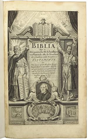 Bild des Verkufers fr Biblia, Dat is , De gantsche H. Schriftuure, vervattende alle de Boeken des Ouden ende Nieuwen Testaments. Uyt D.M. Lutherus Hoogduytsche Bybel, In onze Nederlandsche Taale getrouwelyk overgezet. Met nieuwe zeer keurlyke Aanteekeningen, of Ophelderingen, accurate Summarien, gelykluydende Texten, Bybelsche, en meer andere nutte aanwyzingen, geschikt volgens de Annotatien van Den Eerwaardigen Heere Mr. Nicolaas Haas. Ten dienste van de Christelyke Gemeynte d'Onveranderde Augsburgsche Confessie toegedaan, in deze Nederlanden. zum Verkauf von Antiquariaat de Roo