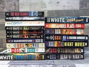 Seller image for 17 Randy Wyane White Doc Ford and MacMorga Series (Heat islands, Cuba Straits, Sanibel Flats, everglades, Chasing Midnight, Nihgt Moves, Tampa Burn, Dead of Night, Man Who Invented Florida, Captiva, Shark River, Ten Thousand Island) for sale by Archives Books inc.