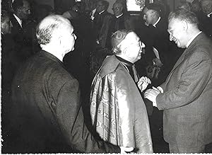 Mgr MARELLA, nonce apostolique et Mr Alexis VINOGRADOV, ambassadeur d'URSS à Paris.