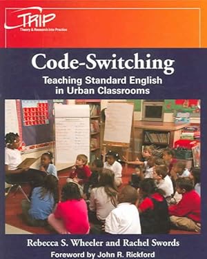 Image du vendeur pour Code-switching : Teaching Standard English in Urban Classrooms mis en vente par GreatBookPricesUK