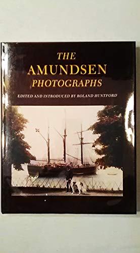 Image du vendeur pour The Amundsen Photographs mis en vente par WeBuyBooks