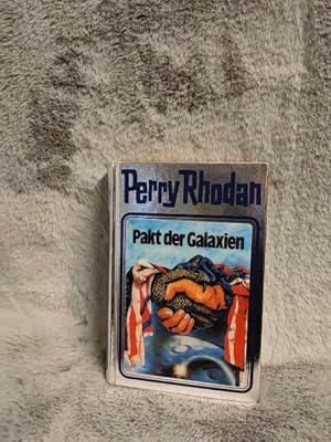 Bild des Verkufers fr Pakt der Galaxien - Perry Rhodan 31 - Silberband [Red.: Horst Hoffmann] / Perry Rhodan ; 31 zum Verkauf von TschaunersWelt