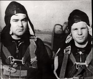 Foto Sowjetische Raumfahrt, Kosmonauten Andrijan Nikolajew und Juri Gagarin, August 1962