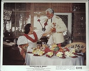 Bild des Verkufers fr Donovan's Reef 8 X 10 Still 1963 John Wayne, Lee Marvin zum Verkauf von AcornBooksNH