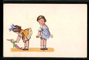 Bild des Verkufers fr Ansichtskarte Zwei kleine Mdchen mit einer Harlekin-Puppe zum Verkauf von Bartko-Reher