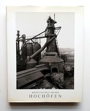 Bild des Verkufers fr Bernd und Hilla Becher - Hochfen mit 223 Doutone-Tafeln sowie 96 s/w Abbildungen - Erstausgabe mit orig. SU + Zyma - Art Today Nr. 4, September/Oktober 1990 mit einer Fotoserie von Bernd und Hilla Becher (insg. 15 Bilder) zum Verkauf von Verlag IL Kunst, Literatur & Antiquariat