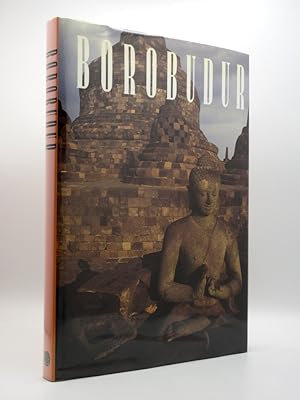 Bild des Verkufers fr Borobudur. A Prayer in Stone zum Verkauf von Tarrington Books