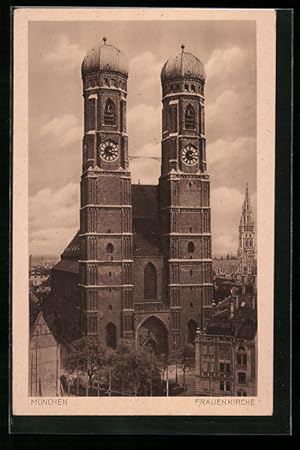 Ansichtskarte München, Frauenkirche, Frontalansicht