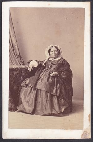 Seller image for Marie Orillarde Villemanzy (1811-1891) Marquise de Raincourt / Portrait CDV Foto Photo vintage noblesse Adel for sale by Antiquariat Steffen Vlkel GmbH