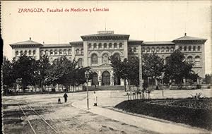 Imagen del vendedor de Ansichtskarte / Postkarte Zaragoza Saragossa Aragn, Facultad de Medicina y Ciencias a la venta por akpool GmbH