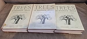 Imagen del vendedor de Trees of Southern Africa. 3 VOLUME SET, COMPLETE. a la venta por Treasure House Books