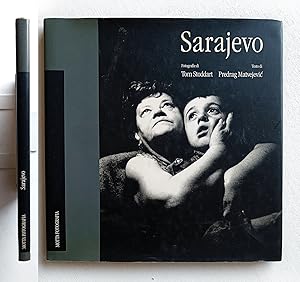 Seller image for Sarajevo. Foto Tom Stoddart. Testi Predrag Matvejevi&#263;. Motta Fotografia 1995 for sale by UsoLibri