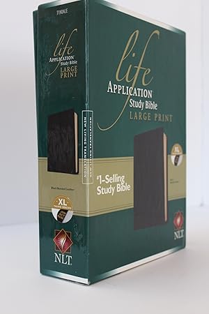 Imagen del vendedor de NLT Life Application Study Bible, Second Edition, Large Print (Red Letter, Bonded Leather, Black, Indexed) a la venta por Bjs Biblio