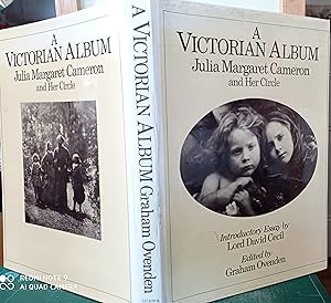 Bild des Verkufers fr A Victorian Album. Julia Margaret Cameron and her Circle zum Verkauf von Cameron House Books