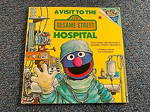 Seller image for A Visit to the Sesame Street Hospital (Pictureback(R)) for sale by Betty Mittendorf /Tiffany Power BKSLINEN