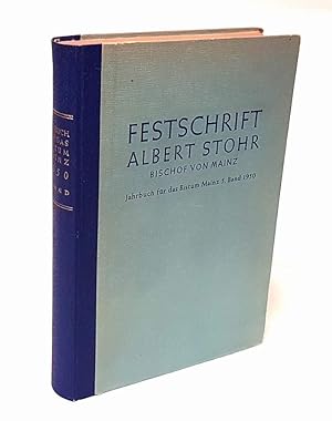 Immagine del venditore per Aus Kirche, Kunst und Leben. Seiner Exzellenz dem hochwrdigen Herrn Herrn Dr. theol. Dr. iur. h. c. Albert Stohr, Bischof des heiligen Stuhles zu Mainz, zur Vollendung des 12. Lustrums seines Lebens am 13. Nov. 1950 als wissenschaftliche Festgabe zugeeignet. venduto da Antiquariat Dennis R. Plummer