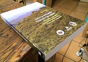 Imagen del vendedor de Entre la vertiente tropical y los valles: Sociedades regionales e interaccin prehispnicas en los Andes Centro-Sur a la venta por Xochi's Bookstore & Gallery