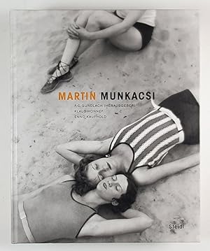 Seller image for Martin Munkacsi. Texte und Recherchen von Klaus Honnef u. Enno Kaufhold. for sale by Unterwegs Antiquariat M.-L. Surek-Becker