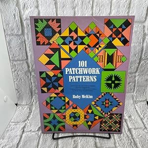 Immagine del venditore per 101 Patchwork Patterns venduto da For the Love of Used Books