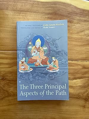 Immagine del venditore per The Three Principal Aspects of the Path: An Oral Teaching venduto da Lifeways Books and Gifts