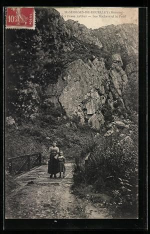 Bild des Verkufers fr Carte postale St-Georges-de-Rouelley, La Fosse Arthur-Les Rochers et le Pont zum Verkauf von Bartko-Reher