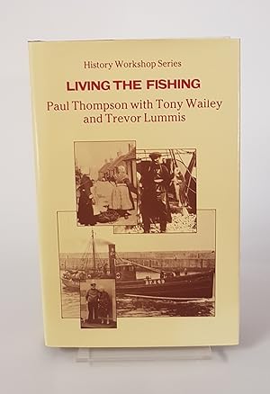 Immagine del venditore per Living the Fishing - History Workshop Series venduto da CURIO