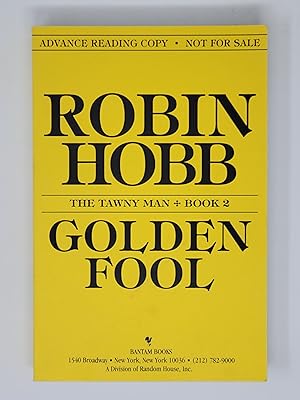 Golden Fool (The Tawny Man, Book #2)