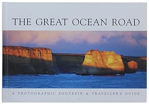 Immagine del venditore per THE GREAT OCEAN ROAD. A photographic souvenir and traveller's guide: venduto da Bergoglio Libri d'Epoca