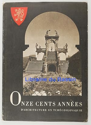 Seller image for Onze cents annes d'architecture en Tchcoslovaquie for sale by Librairie du Bassin