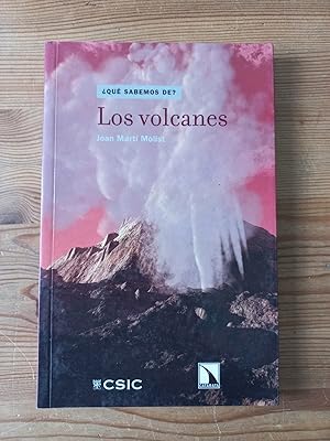 Seller image for Qu sabemos de? Los volcanes for sale by Vrtigo Libros