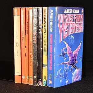 Bild des Verkufers fr Eight Penguin Science Fiction Novels and Anthologies zum Verkauf von Rooke Books PBFA