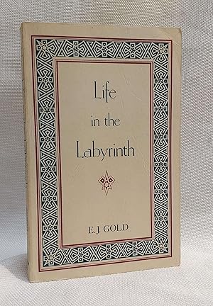 Life in the Labyrinth (Labyrinth Trilogy, 2)