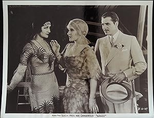 Image du vendeur pour Such Men are Dangerous 8 x 10 Still 1930 Warner Baxter, Hedda Hopper, Scarce! mis en vente par AcornBooksNH