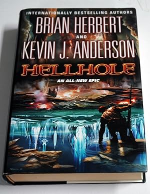 Seller image for Hellhole (The Hellhole Trilogy) for sale by Preferred Books