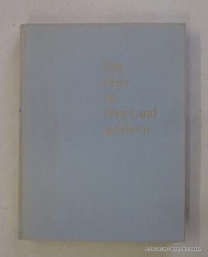 Seller image for Der Herr ist ber Land gefahren. Erzhlungen und Bilder nach dem Alten Testament. Herausgegeben von Gertrud Kinkelin. (Vorwort von Fritz Mhlenweg). Mnchen, Schloendorn, 1961. 4to. (26 : 20 cm). Mit 2 montierten Tafeln nach Otto Dix u. 4 montierten Farbtafeln nach Nelly Dix. 239 S. Or.-Lwd.; tlw. leicht verblasst u. minimal stockfleckig. for sale by Jrgen Patzer