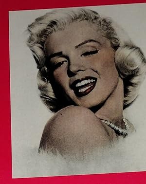 Bild des Verkufers fr [Marilyn Monroe: Fur & Pearls][Postcard] zum Verkauf von The Librarian's Books