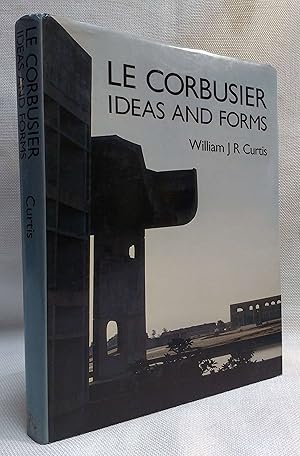 Immagine del venditore per Le Corbusier: Ideas and Forms venduto da Book House in Dinkytown, IOBA