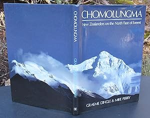 Seller image for Chomolungma. New Zealanders On The North Face Of Everest. --- 1986 FIRST EDITION for sale by JP MOUNTAIN BOOKS