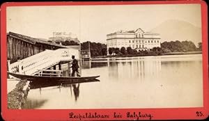 CdV Leopoldskron-Moos Salzburg, Mann im Boot, Ortsansicht - Foto: Baldi undamp; Würthle, Salzburg