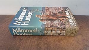 Seller image for The Mammoth Hunters (Earths Children) for sale by BoundlessBookstore